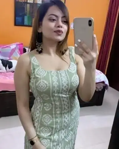 Call Girl in Sitalkuchi